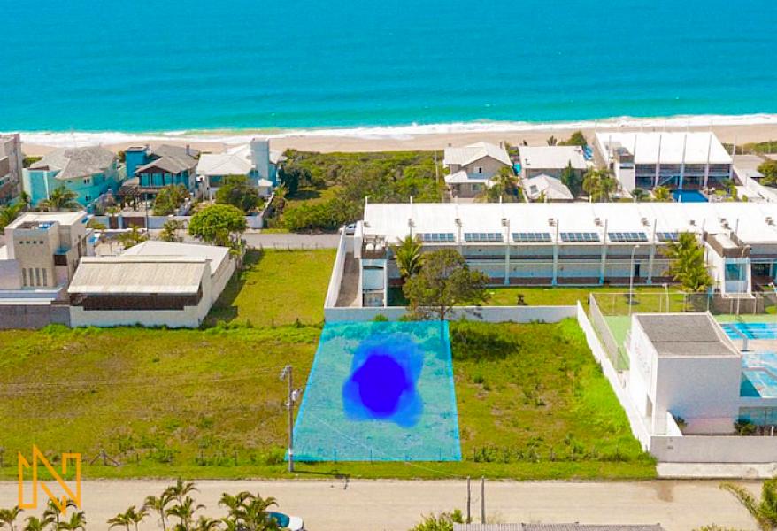 Terreno localizado na Praia do Estaleirinho em Balneário Camboriú