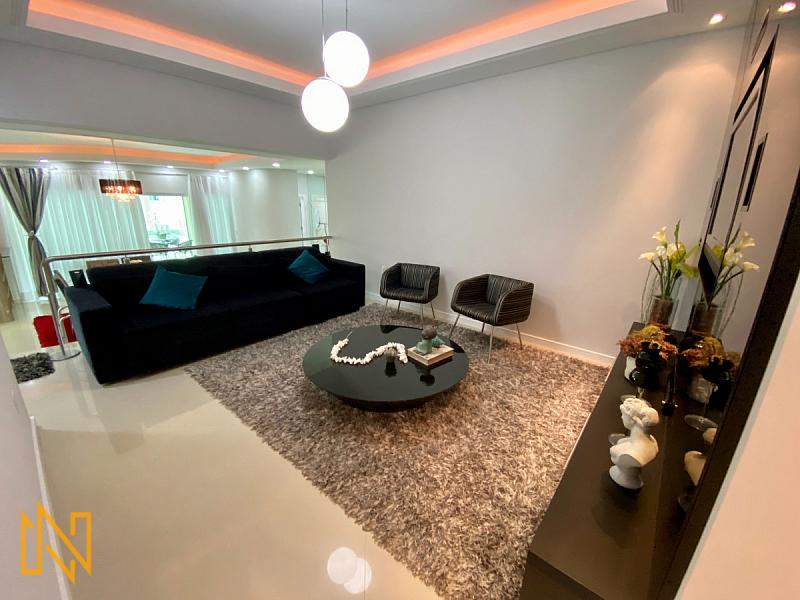 Apartamento Mobiliado com 3 Suítes em Itapema
