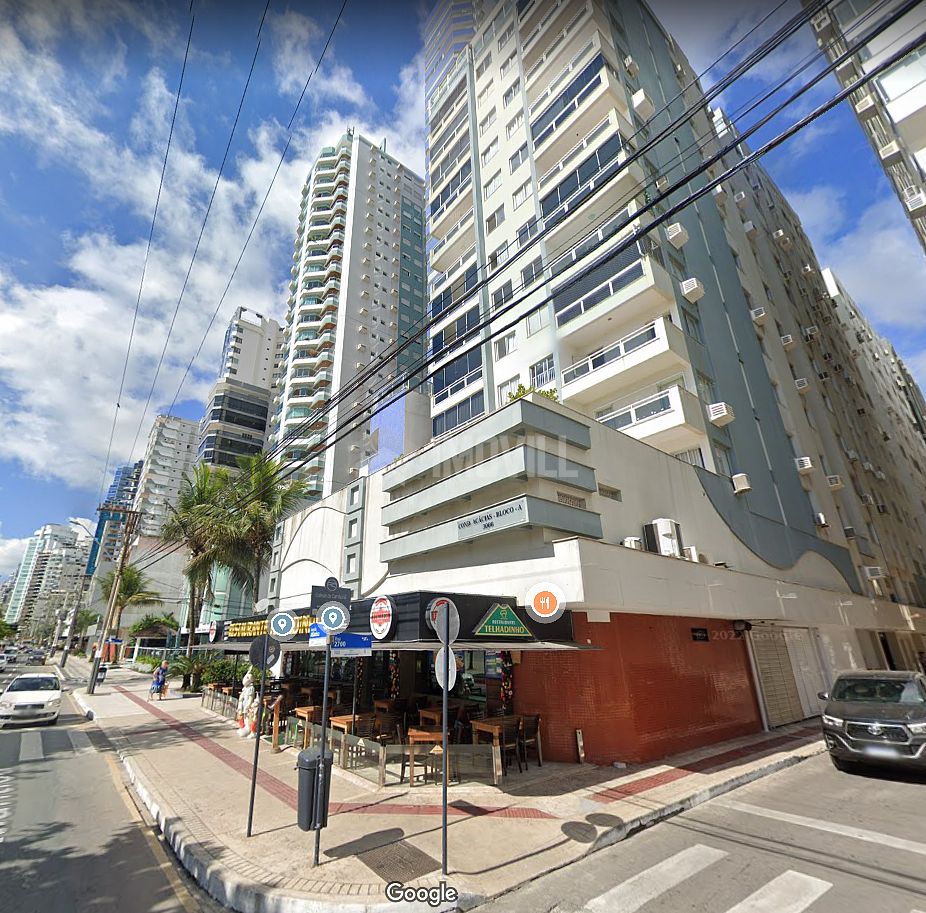 Apartamento no Edifício Acácias à Venda em Balneário Camboriú